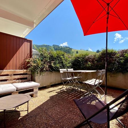 Appartement Cosy Avec Terrasse Sud - Proche Village La Clusaz Eksteriør billede
