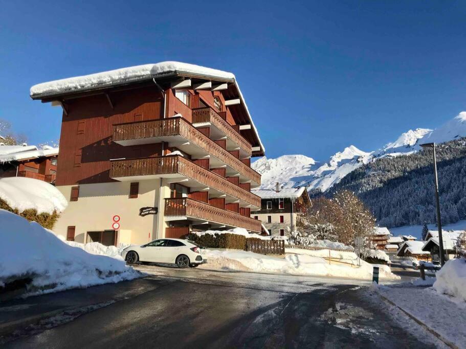 Appartement Cosy Avec Terrasse Sud - Proche Village La Clusaz Eksteriør billede
