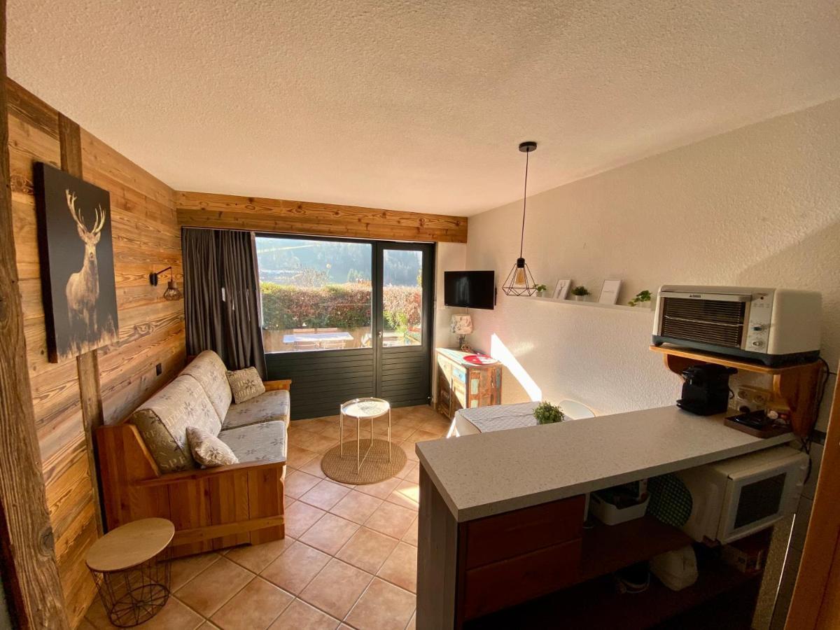 Appartement Cosy Avec Terrasse Sud - Proche Village La Clusaz Eksteriør billede
